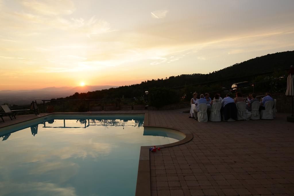 Casa Vacanze La Porta Vinci Exterior foto